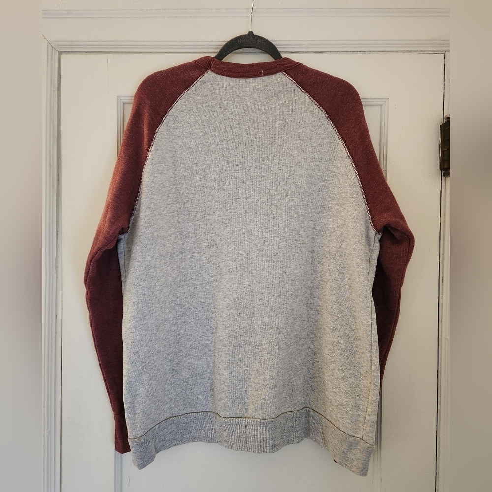 Out of Print - Harry Potter Raglan Sweatshirt 🪄🏰✨ - Picture 5 of 7